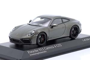 PORSCHE 911 (992) CARRERA 4 GTS 2021 GREEN METALLIC