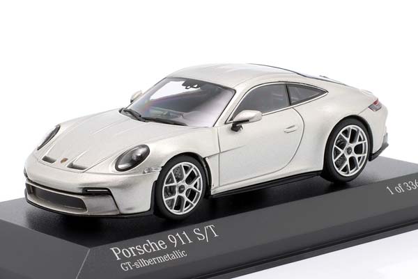 PORSCHE 911 (992) S/T YEAR 2024 GT SILVER METALLIC / ПОРШЕ 911 992 GT SILVER МЕТАЛЛИК СЕРЕБРИСТЫЙ