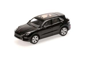PORSCHE CAYENNE 2017 BLACK METALLIC — фото 3