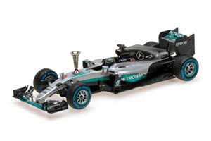 MERCEDES AMG PETRONAS F1 W07 HYBRID ROSBERG SINDELFINGEN DEMONTRATION RUN WORLD CHAMPION 2016 — фото 4