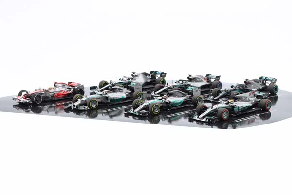 7-CAR SET LEWIS HAMILTON: 7-TIMES FORMULA 1 WORLD CHAMPION / НАБОР ИЗ 7 МОДЕЛЕЙ ЛЬЮИС ХЭМИЛТОН 7-КРАТНЫЙ ФОРМУЛА-1 ЧЕМПИОН МИРА