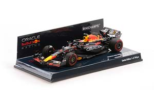 RED BULL RACING RB19 WINNER GP BAHRAIN WORLD CHAMPION 2023 — фото 3