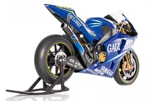 YAMAHA YZR-M1 VALENTINO ROSSI WORLD CHAMPION MOTOGP PHILIP ISLAND 2004 — фото 2