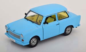 TRABANT 601 LIGHTBLUE
