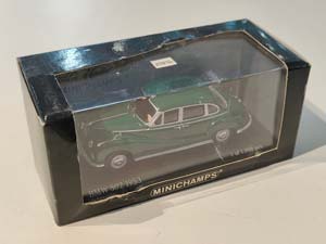 BMW 502 1953 ЗЕЛЕНЫЙ (БОКС МОЖЕТ ИМЕТЬ ПОТЕРТОСТИ ИЛИ ТРЕЩИНЫ) — фото 3