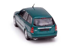 FORD FOCUS TURNIER 1998 GREEN — фото 9