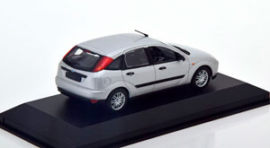 FORD FOCUS 5DOOR 1998 SILVER — фото 2