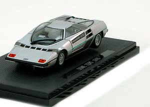 DOME ZERO 1978 SILVER