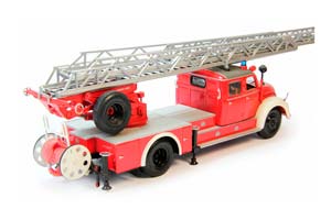 MAGIRUS S6500 AERIAL LADDER 1955 RED WHITE — фото 2