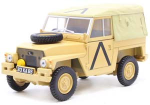 LAND ROVER SERIES III 1/2 TON LIGHTWEIGHT SOFT TOP GULF WAR ВОЙНА В ЗАЛИВЕ ИРАК 1990 БЕЖЕВЫЙ