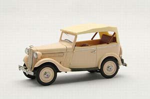 DATSUN 17 PHAETON 1938, BEIGE IVORY