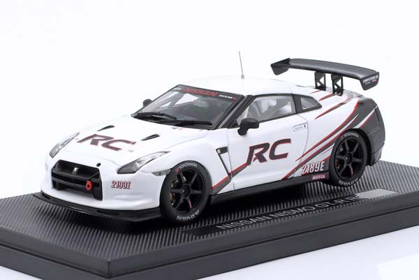NISSAN NISMO R35 GT-R RC 2010, WHITE