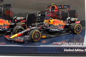 RED BULL RACING ORACLE 2-CAR SET VERSTAPPEN #1 & PEREZ #11 SAUDI ARABIAN GP FORMULA 1 2022 LIMITED 222 PCS / РЕД БУЛ РЕЙСИНГ ОРАКЛ НАБОР ИЗ 2-Х БОЛИДОВ ФЕРСТАППЕН #1 & ПЕРЕС #11 ГРАНПРИ САУДОВСКОЙ АРАВИИ ФОРМУЛА 1 2022 ТИРАЖ 222 ШТ — фото 8