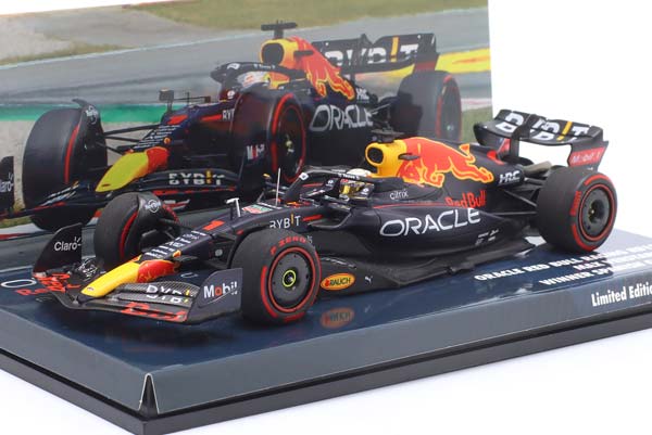 RED BULL RB18 #1 WINNER SPAIN GP FORMULA 1 WORLD CHAMPION 2022 M. VERSTAPPEN / РЕД БУЛЛ RB18 ПОБЕДИТЕЛЬ СПАЙН ГРАН-ПРИ ФОРМУЛА-1 ЧЕМПИОН МИРА МАКС ФЕРСТАППЕН КРАСНЫЙ
