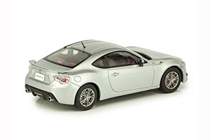 TOYOTA GT86 2012 SILVER — фото 2