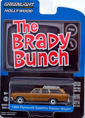 PLYMOUTH SATELLITE STATION WAGON THE BRADY BUNCH 1969 (ДЛИНА МОДЕЛИ 6-10 СМ) — фото 1