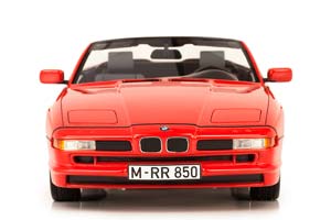 BMW 850I CABRIOLET E31 КРАСНЫЙ — фото 5