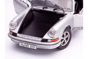 PORSCHE 911 S COUPE СЕРЕБРИСТЫЙ — фото 6