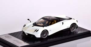 PAGANI HUAYRA ROADSTER 2017 WHITE BLACK