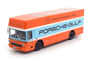 MERCEDES-BENZ O317 PORSCHE RACE TRANSPORTER GULF (1968) / МЕРСЕДЕС-БЕНЦ O317 ПОРШЕ РАКЕ ТРАНСПОРТЕР ГУЛФ — фото 9
