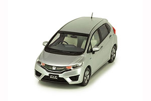 HONDA FIT HYBRID СЕРЕБРИСТЫЙ — фото 3
