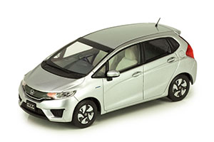 HONDA FIT HYBRID SILVER 