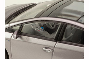 TOYOTA PRIUS С ЛЮКОМ ФИОЛЕТОВЫЙ — фото 3