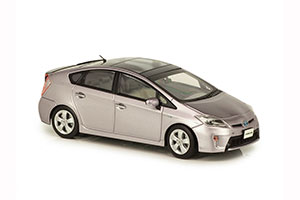 TOYOTA PRIUS С ЛЮКОМ ФИОЛЕТОВЫЙ — фото 7