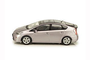 TOYOTA PRIUS С ЛЮКОМ ФИОЛЕТОВЫЙ — фото 8
