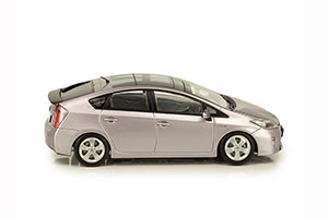 TOYOTA PRIUS С ЛЮКОМ ФИОЛЕТОВЫЙ — фото 9