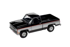 CHEVROLET SILVERADO 10 1982 BLACK / SILVER (ДЛИНА МОДЕЛИ 6-10 СМ)