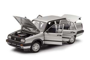 VOLKSWAGEN JETTA 2 GT 1990 / ФОЛЬКСВАГЕН ДЖЕТТА 2 ГТ СЕРЕБРИСТЫЙ — фото 4