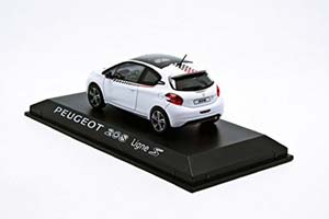 PEUGEOT-208 LIGNE S (3-DOOR) 2012 WHITE — фото 2