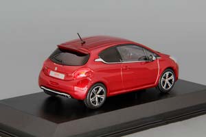 PEUGEOT 208 GTI (2012), RUBY RED — фото 2