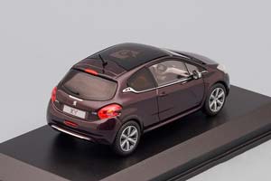 PEUGEOT 208 XY 2012 PURPLE NIGHT (ЧЕРНО-ФИОЛЕТОВЫЙ) — фото 2