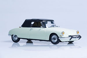 CITROEN DS-19 CABRIO WITH SOFTTOP 1961 LIGHT GREEN — фото 3