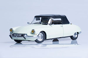CITROEN DS-19 CABRIO WITH SOFTTOP 1961 LIGHT GREEN — фото 4