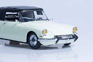 CITROEN DS-19 CABRIO WITH SOFTTOP 1961 LIGHT GREEN — фото 9
