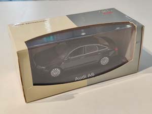 AUDI A6 2004 ЧЕРНЫЙ (БОКС МОЖЕТ ИМЕТЬ ПОТЕРТОСТИ ИЛИ ТРЕЩИНЫ) — фото 3