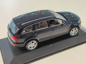 AUDI Q7 2009 СИНИЙ (БОКС МОЖЕТ ИМЕТЬ ПОТЕРТОСТИ ИЛИ ТРЕЩИНЫ) — фото 2