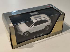 AUDI Q5 2008 БЕЛЫЙ (БОКС МОЖЕТ ИМЕТЬ ПОТЕРТОСТИ ИЛИ ТРЕЩИНЫ) — фото 3