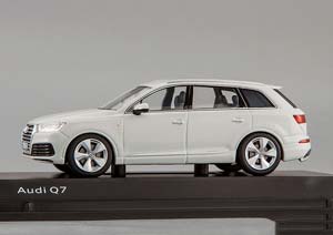 AUDI Q7 2015 GLACIER WHITE — фото 5