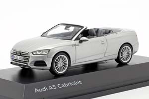 AUDI A5 CONVERTIBLE 2017 FLORET SILVER