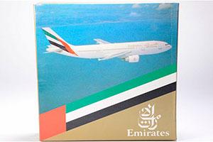 AIRBUS A300-600 EMIRATES — фото 3