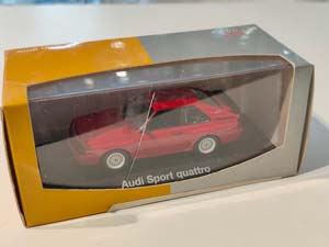 AUDI SPORT QUATTRO 1984 КРАСНЫЙ (БОКС МОЖЕТ ИМЕТЬ ПОТЕРТОСТИ ИЛИ ТРЕЩИНЫ) — фото 3