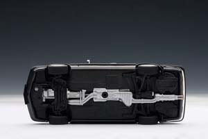 BMW M635 CSI DIAMANT BLACK METALLIC — фото 3
