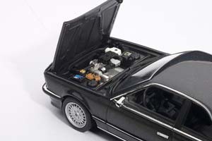BMW M635 CSI DIAMANT BLACK METALLIC — фото 4