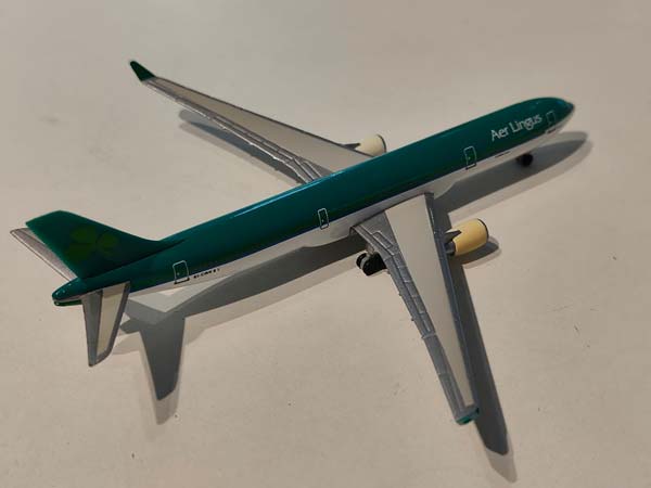 AIRBUS A330-300 AER LINGUS / ЭЙРБАС A330-300 АЭР ЛИНГУС — фото 2