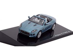 JAGUAR F-TYPE V8-S ROADSTER LIGHTBLUE-METALLIC