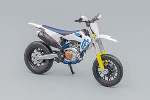 HUSQVARNA FS 450 SUPERMOTO 2015, WHITE BLUE — фото 4